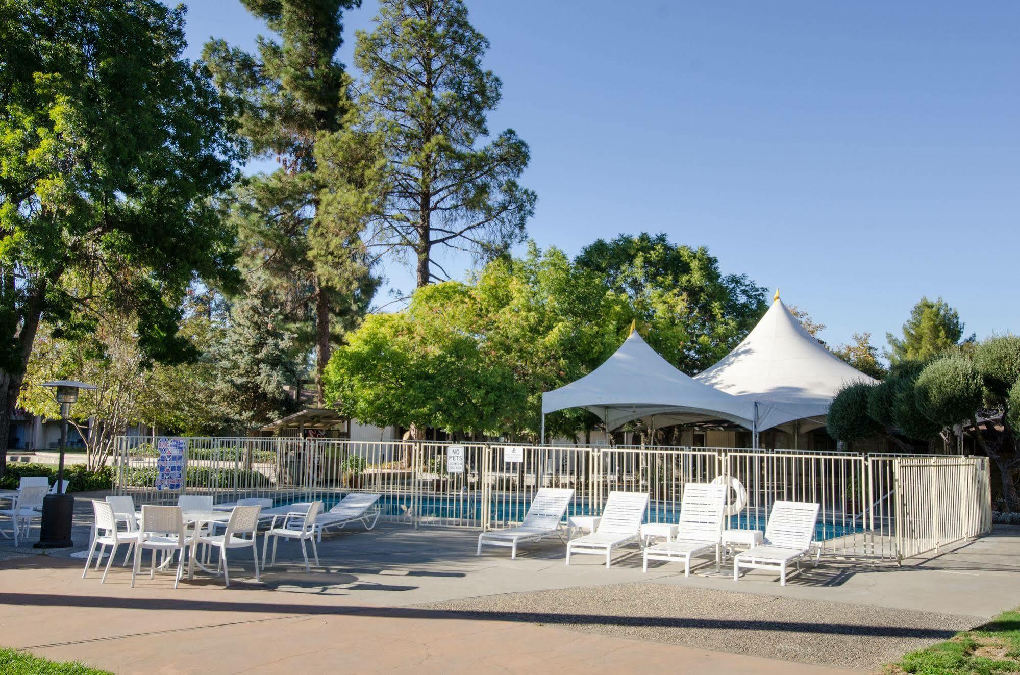 Los Gatos Lodge Екстер'єр фото